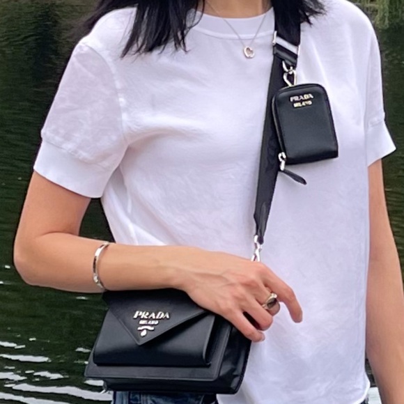 Authentic Prada leather envelope crossbody bag - Picture 16 of 16